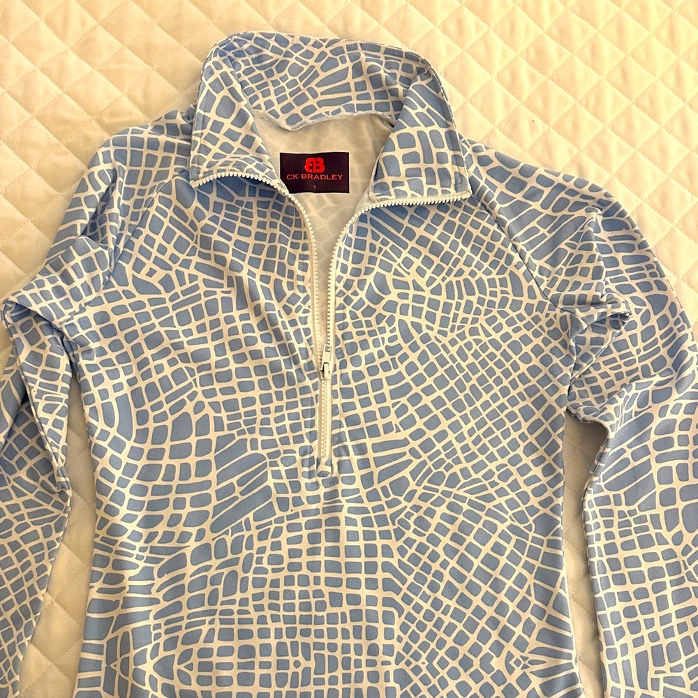 CK Bradley Blue and White Geometric Pullover
Poly spandex material